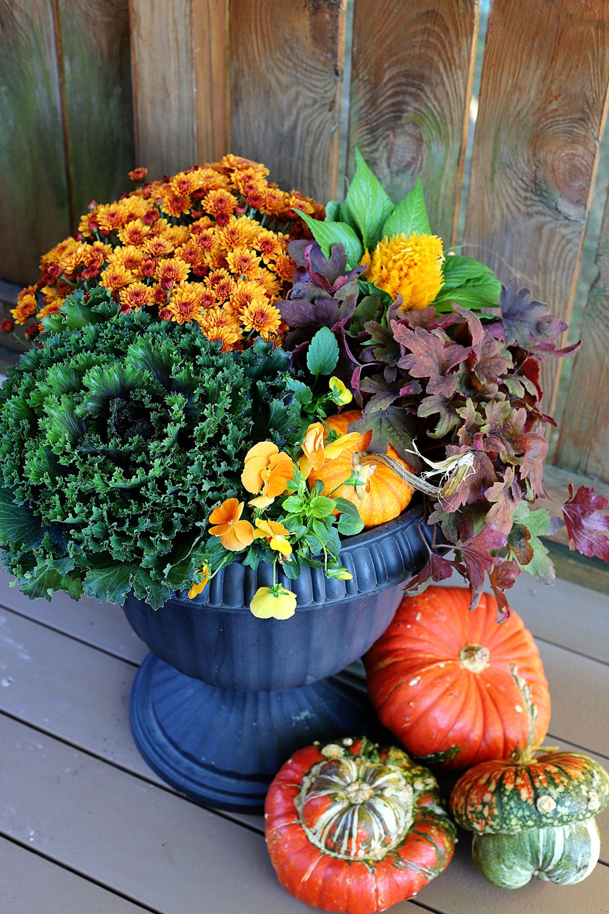 Outdoor fall planter ideas